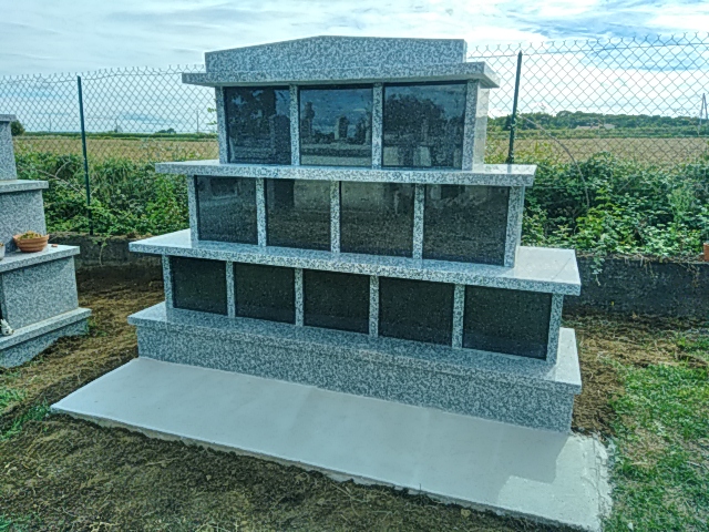 Columbarium 12 cases